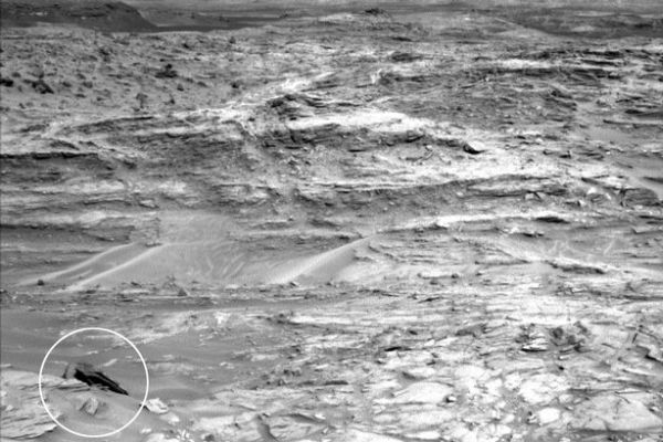Охотники за НЛО нашли следы кораблекрушения на Марсе