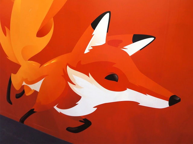 В новую версию браузера Firefox встроили мессенджер