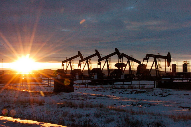 Цена на нефть будет критически низкой, — эксперты