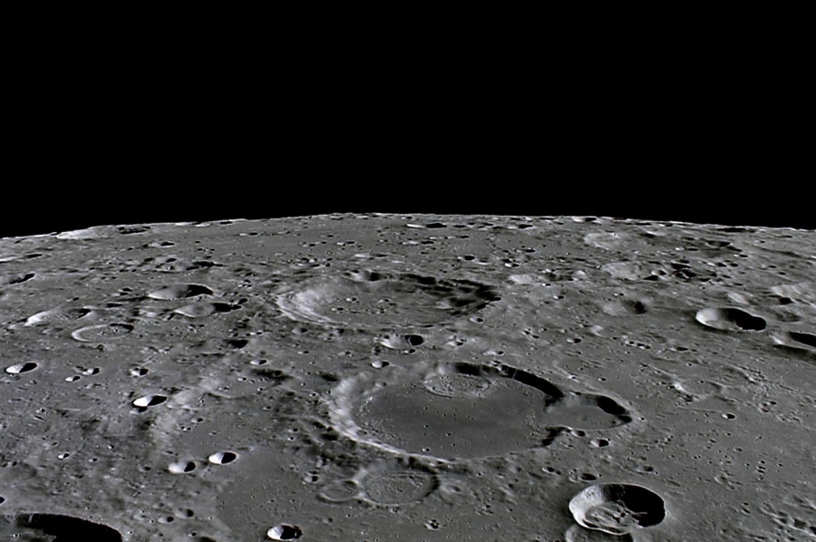 Исследователи раскрыли тайну появления воды на Луне