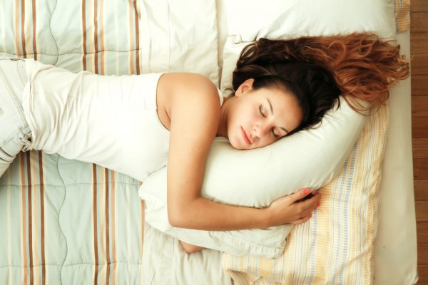 Ученые назвали удивительные вещи, происходящие с человеком во время сна