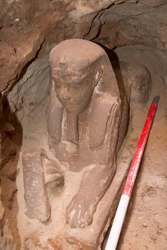 В Египте раскопали еще одну статую Сфинкса