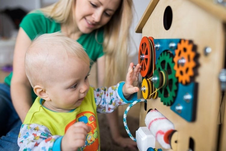 Развивающие игрушки для детей разных возрастов: какие и зачем?