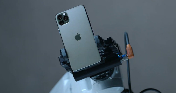 iPhone 11 Pro излучает радиочастоты вдвое больше допустимого