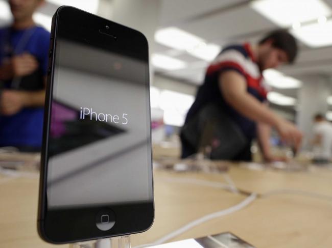 Apple дарит iPnone в обмен на смартфоны на базе OS Android