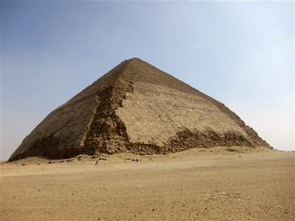 В самой загадочной египетской пирамиде обнаружены космические частицы