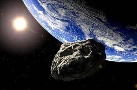 В апреле мимо Земли пролетит гигантский астероид