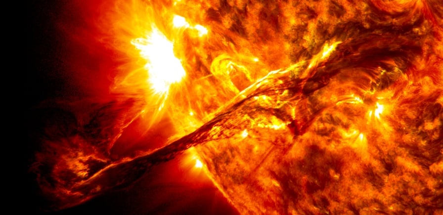 NASA опубликовало уникальное видео солнечной вспышки