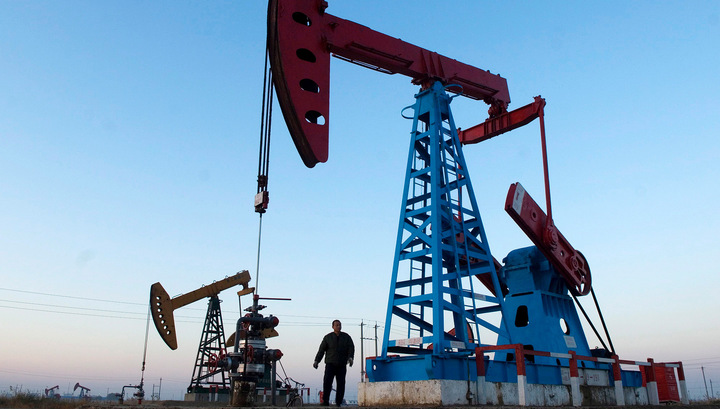 Нефть рухнет до $30 за баррель в ближайшие недели — Bloomberg