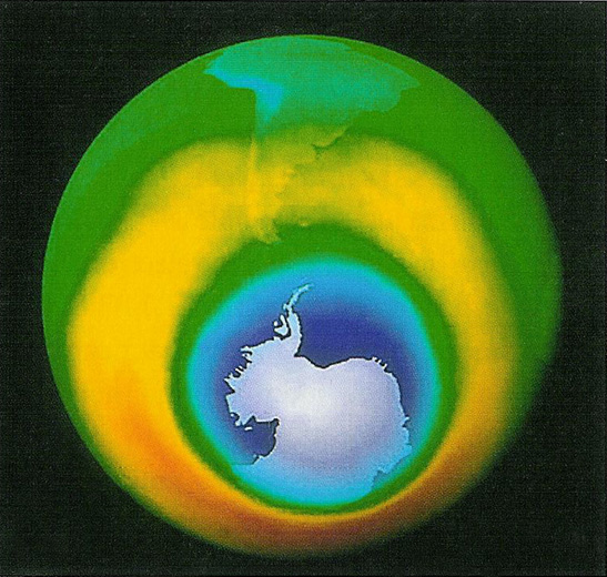 Невероятно: озоновая дыра над Антарктидой затягивается