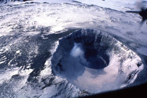 Ученые: вулкан в Антарктиде может оказаться порталом в другой мир