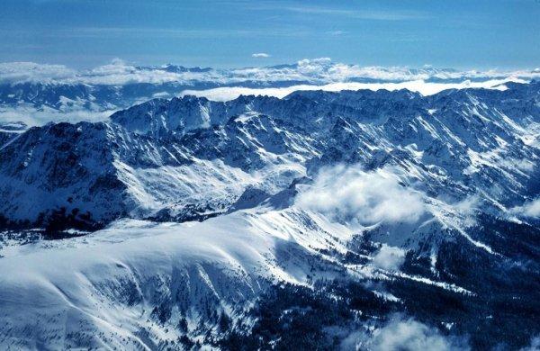 Глобальное потепление: ученые заявили о существенном сокращении ледников в горах США
