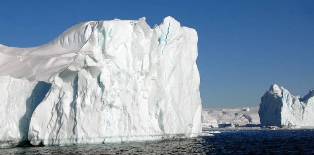 Ученые обеспокоены стремительным таянием льдов Гренландии