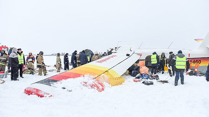 В России разбился самолет, на борту которого было 13 человек