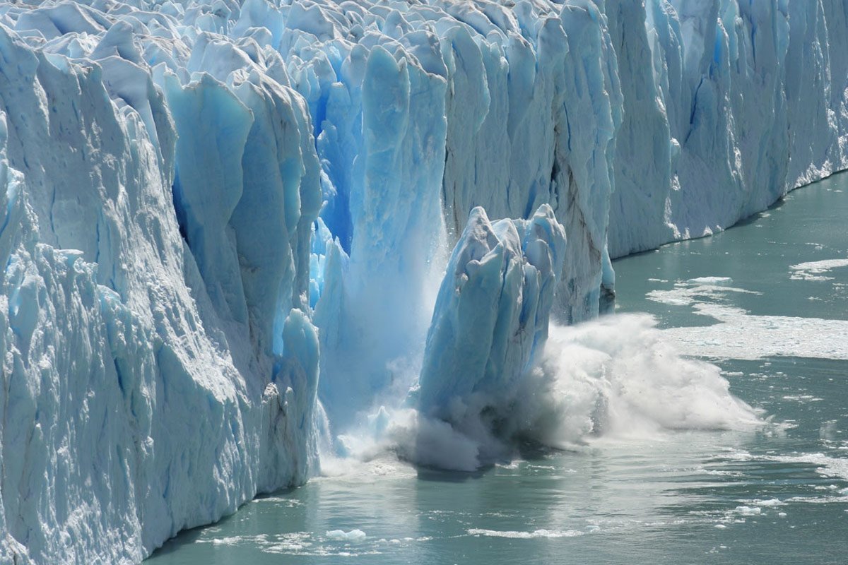 Ученые обнаружили под ледником в Антарктиде затерянный мир
