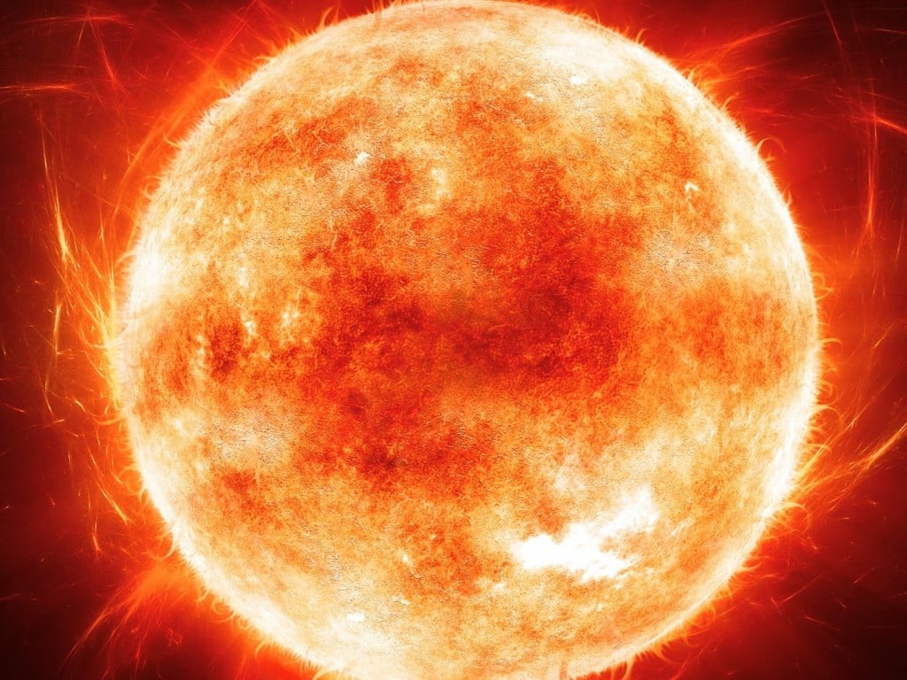 Американка засняла НЛО, которое пожирало энергию Солнца
