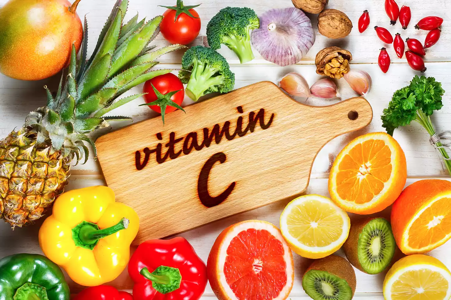 Узнаем о пользе и вреде витамина С