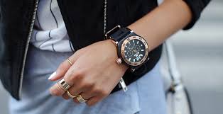 Как выбрать модные наручные часы для женщины, мужчины или ребенка?