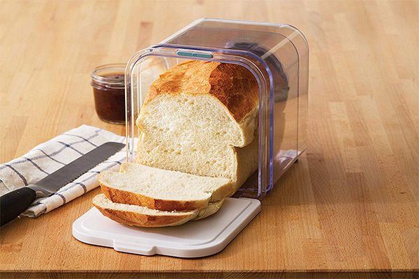 Як правильно зберігати хліб в домашніх умовах?