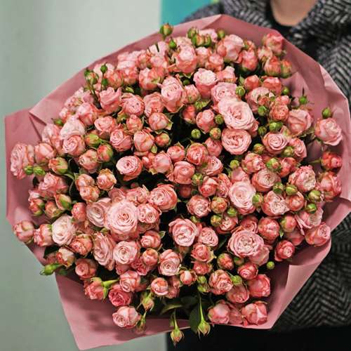 Цветы ко Дню Матери с доставкой в Киеве - подарите маме радость!
