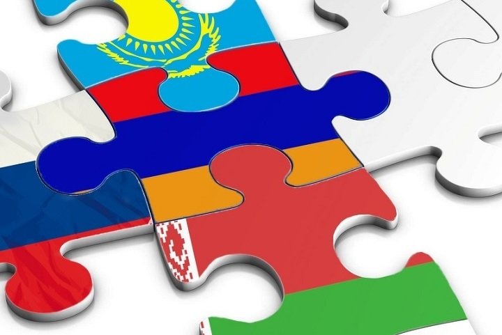 Украина решилась ограничить торговлю с Россией и Беларусью