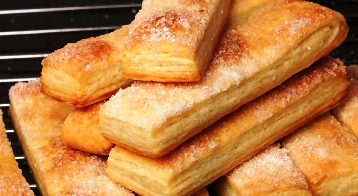 Слоёное печенье «язычки» с сахаром по-домашнему | Рецепт | Идеи для блюд, Рецепты еды, Кулинария