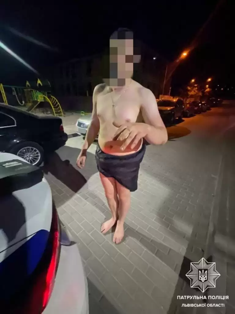 У Львові пʼяний 27-річний чоловік голяка катався за кермом