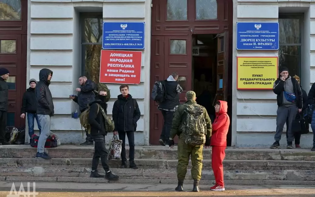 У \"ДНР\" десантнику без ніг до \"Дня ВДВ\" подарували велосипед (ФОТО)