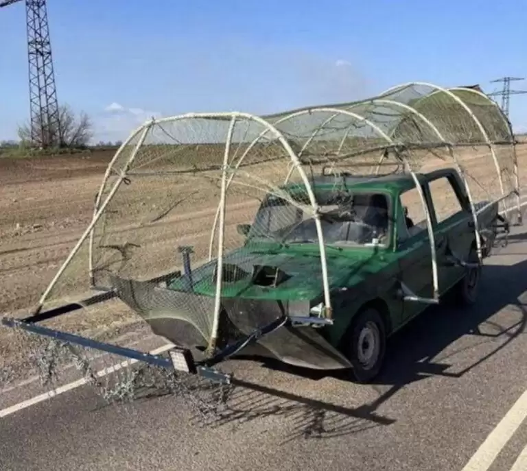Мережу розвеселив російський протидроновий \"шедевр\": хоч на парад